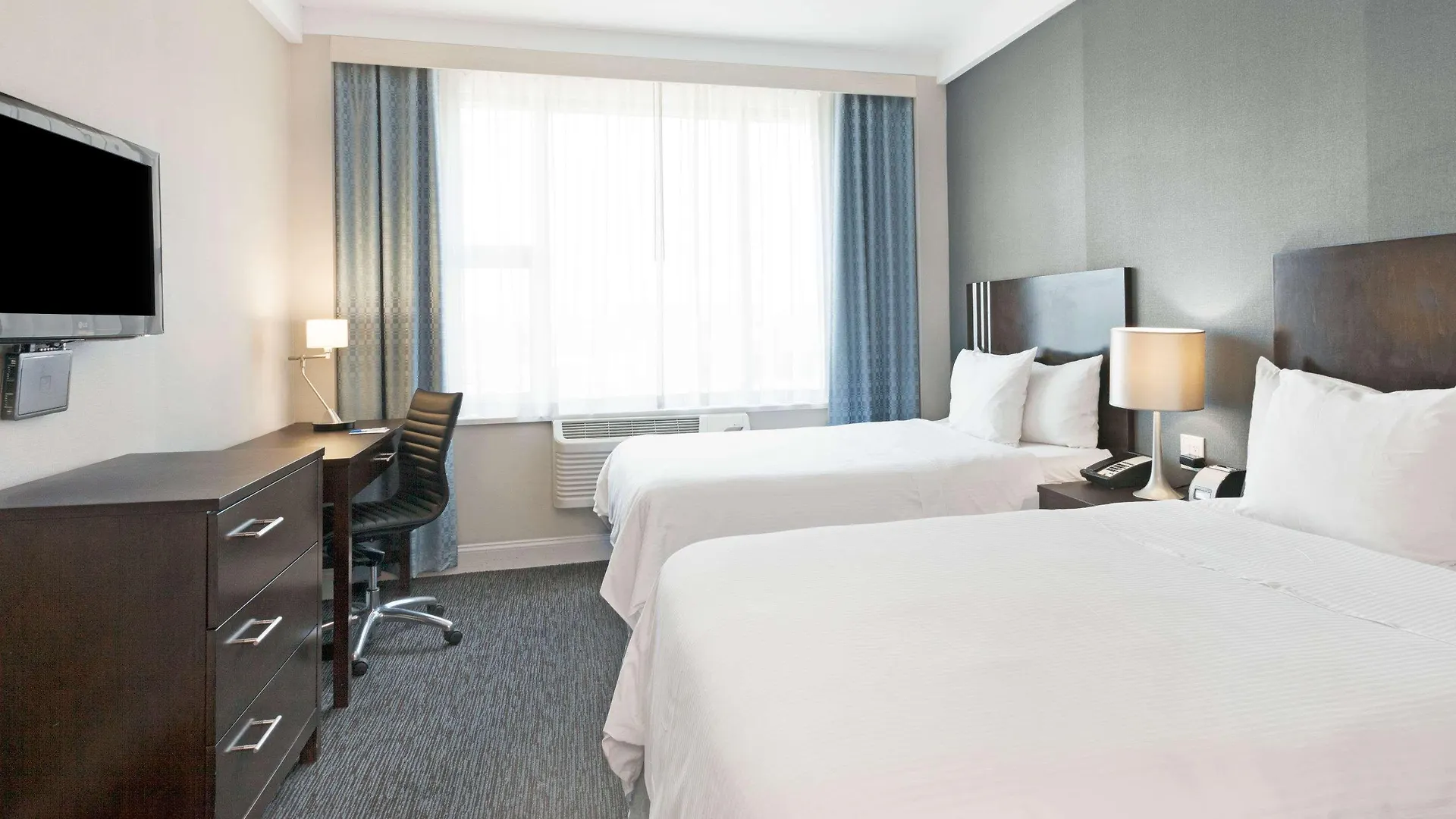 Wyndham Garden Long Island City New York Hotel