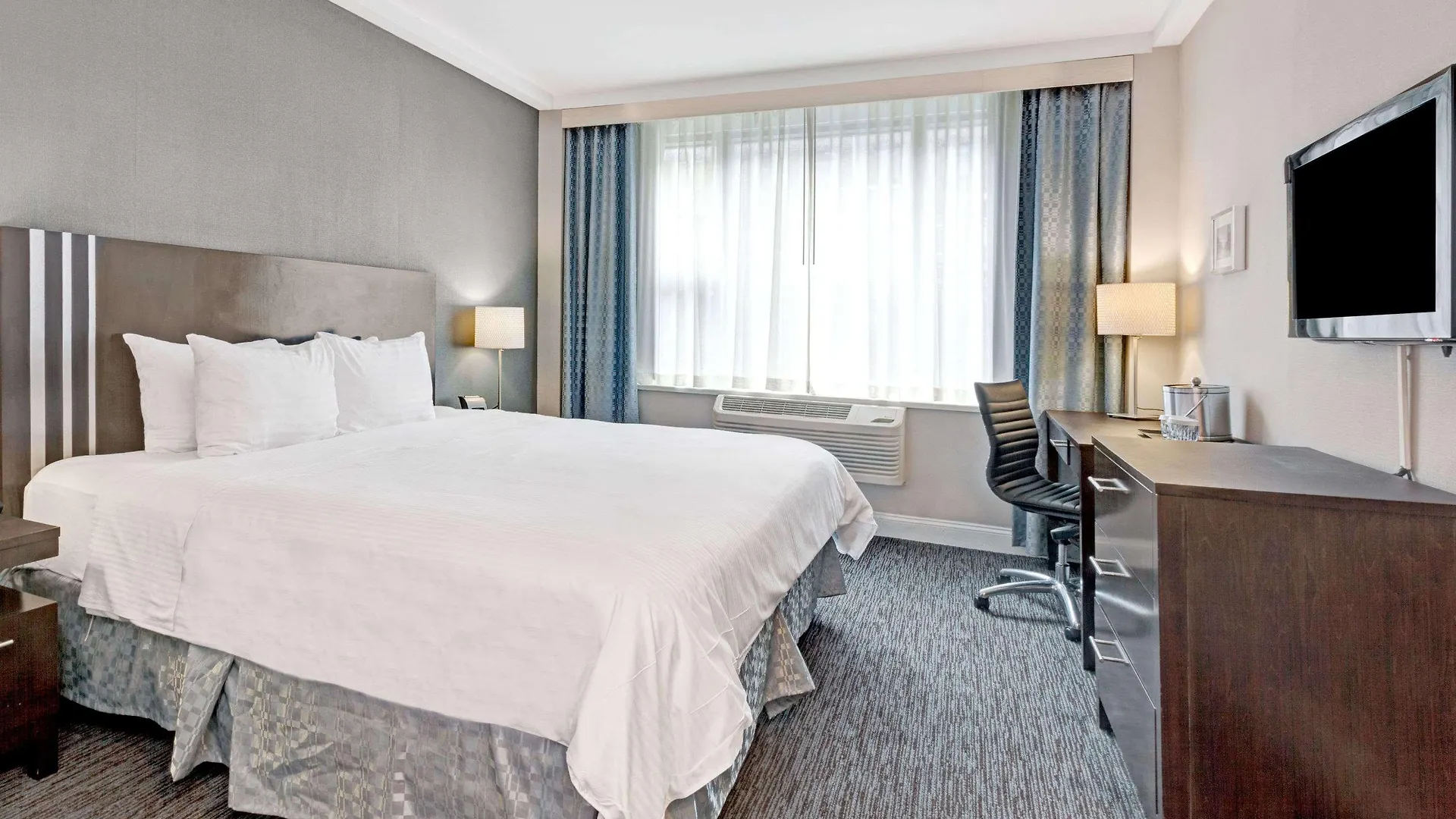 Wyndham Garden Long Island City New York 3*,