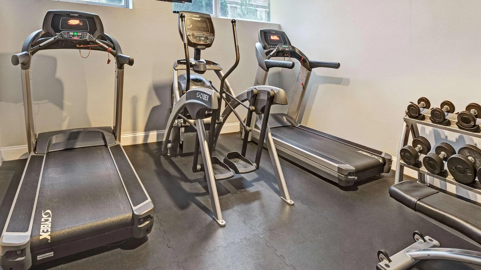 *** Hotel Wyndham Garden Long Island City New York United States