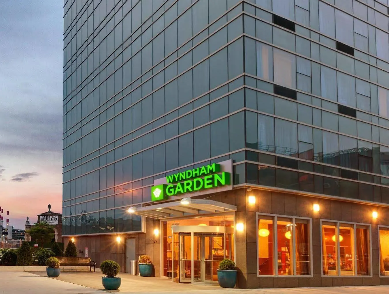 Wyndham Garden Long Island City New York 3*,