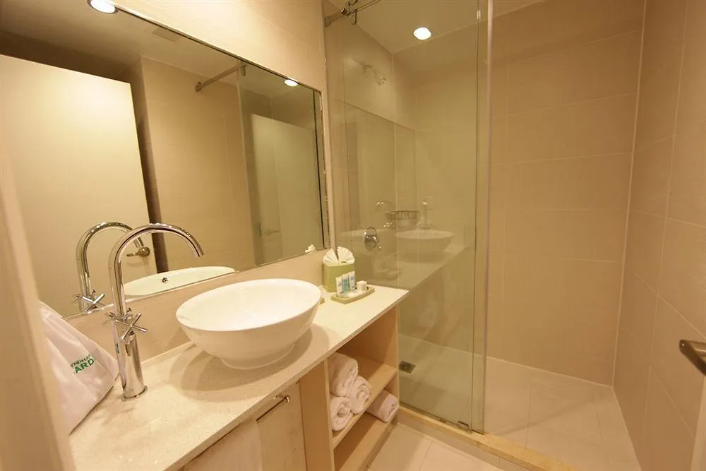 Hotel Wyndham Garden Long Island City New York
